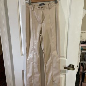 Cream straight leg pants size US 2. Worn ONCE